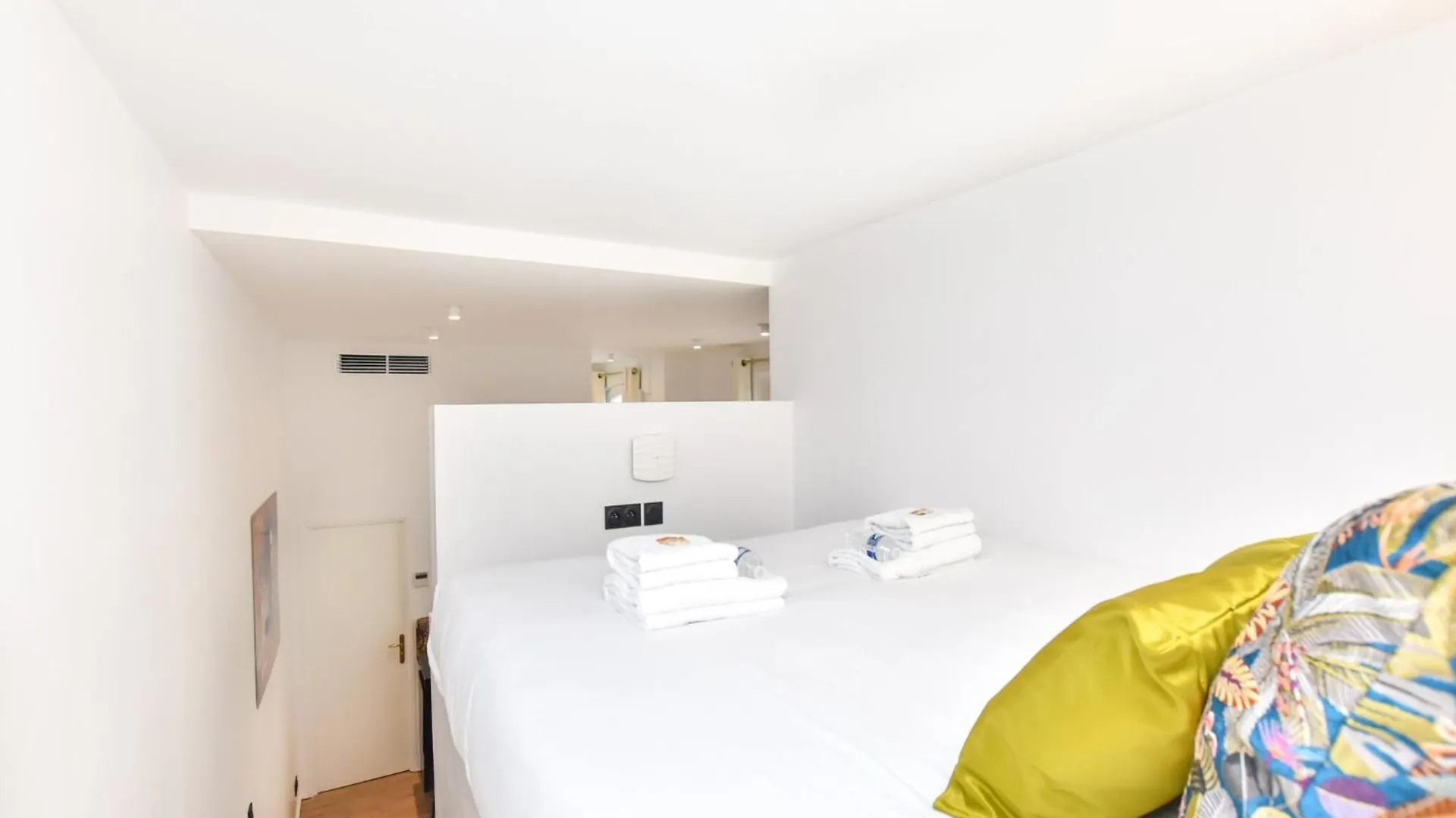 Luxurious Apartment - 6P- Madeleine St Honore - 1D Paris